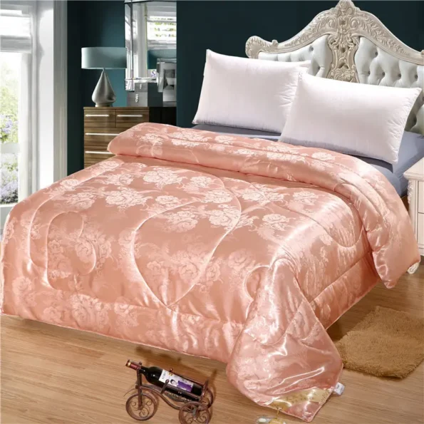 White Peony Silk Quilt Jacquard